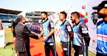 Rangpur Riders set 99 runs target for Chittagong Vikings