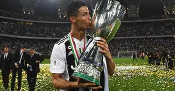 Juventus beat Milan to Supercoppa Italiana after Ronaldo winner