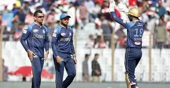 Dhaka to lock horns with Comilla in crucial BPL match