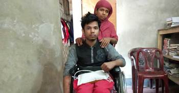 হুইল চেয়ারে আটকে গেছে জাহিদের স্বপ্ন