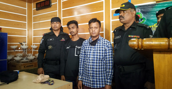 টিভি চ্যানেলের স্টিকার লাগানো গাড়িতে ৮৭ কেজি গাঁজা, আটক ২