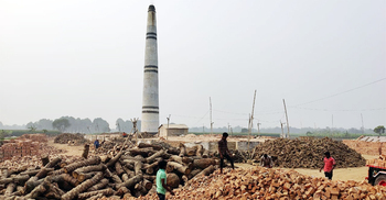 অবৈধ ইটভাটা: জরিমানায় সীমাবদ্ধ অভিযান