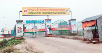 আন্দোলনের চারদিন: দুই বন্দরে আটকা শত শত পণ্যবাহী ট্রাক