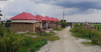 স্ত্রীকে বিদেশে পাঠানোর দেনা মেটাতে বিক্রি করলেন আশ্রয়ণের ঘর!