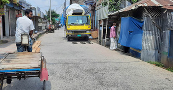 মোংলায় কঠোর বিধি-নিষেধের ষষ্ঠ দিন, রাস্তাঘাট ফাঁকা