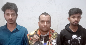 ফেনসিডিলসহ আটক জেলা পরিষদ চেয়ারম্যানের ছেলে