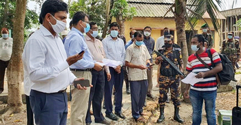 নিষেধাজ্ঞা সত্ত্বেও ভারত থেকে প্রবেশ বাড়ছে আখাউড়া বন্দরে