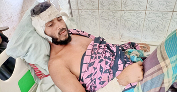 বাঘের সঙ্গে লড়াই করে বেঁচে ফিরলেন আবু সালেহ