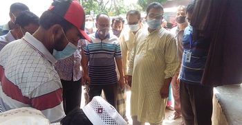 ঘাতক ট্রাক কাড়ল ইমামের প্রাণ