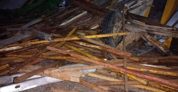 মাদারীপুরে ট্রাক খাদে পড়ে নিহত ৪