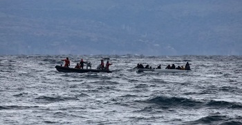 Migrant boat sinks off Turkey with 45 on board