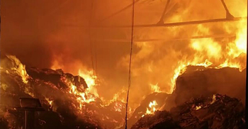 টঙ্গীতে ৭ ঘণ্টার আগুনে পুড়ল চারটি ঝুটের গুদাম