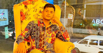 Ajminur Oarish: Music artist at daylight, entrepreneur at night