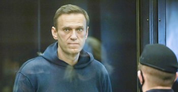 Putin critic Navalny could ‘die within days’, say doctors