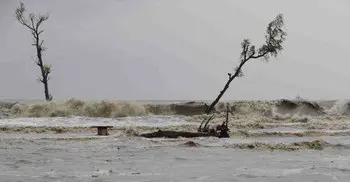 Cyclone Amphan: Rain, storm batter Khulna