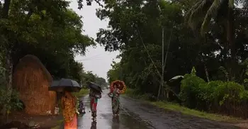 Cyclone Amphan begins landfall near Sunderbans in West Bengal