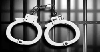 BGB seizes 16.5-kg gold from Benapole, 2 held