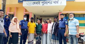 সাজাপ্রাপ্ত আসামি ছিনতাই: ইউপি সদস্যসহ গ্রেফতার ৫