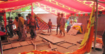 ফরিদপুরে বিয়ের দাওয়াত না পেয়ে হামলা, আহত ৩০