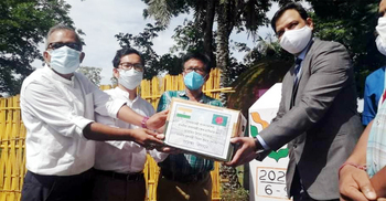 শেখ হাসিনার জন্য ২০ মণ আনারস পাঠালেন ত্রিপুরার মুখ্যমন্ত্রী