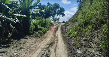 মেয়াদ পার হলেও শেষ হয়নি ২০ কিমি সড়কের নির্মাণ কাজ