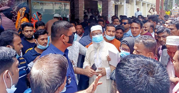 পৃথক মামলায় জামিন পেলেন মেয়র দম্পতি