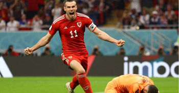 World Cup: Late penalty earns Wales 1-1 draw with the USA