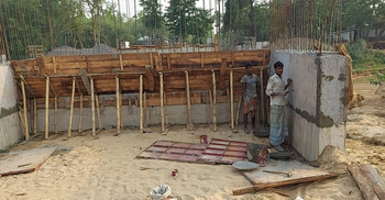 মহাল থেকে নেয়া বালুতে হচ্ছে সরকারি রাস্তা!