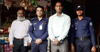 ২০ টাকার মাস্ক ২০০ রাখায় পাঁচ হাজার টাকা জরিমানা