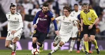 Barca, Real lead in Spain at winter break