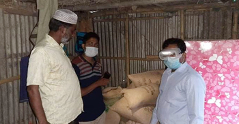 ১৮ বস্তা সরকারি চাল ঘরে রাখায় নারী ইউপি সদস্য বরখাস্ত