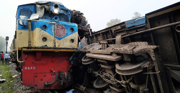 দুর্ঘটনার পর ৯৯৯-এ ফোন দেন উদয়নের যাত্রী সজীব