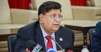 India removes Bangladesh from its entry red list