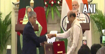 Dhaka, New Delhi sign 7 MoUs