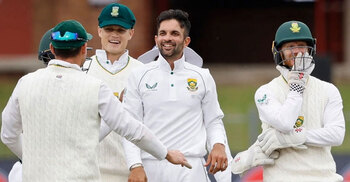South Africa spinners wrap up crushing win over Bangladesh