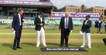 Bangladesh choose to bowl first