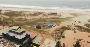 ‘অঘোষিত’ বন্ধ কক্সবাজারের পর্যটন কেন্দ্র