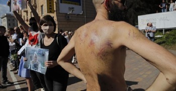 Belarus: Arrested protesters talk of brutality