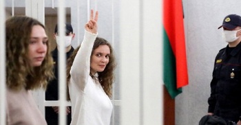 TV journalists jailed for filming Belarus protest