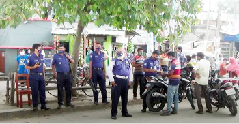 বেনাপোলসহ শার্শায় ৫টার পর বন্ধ থাকবে ব্যবসাপ্রতিষ্ঠান