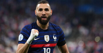 বিশ্বকাপ ধরে রাখার মিশন সময়ের সেরা ফুটবলার বেনজেমার সামনে