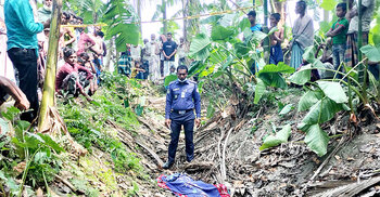 নিখোঁজের ২ দিন পর বাগানে মিললো অর্ধনগ্ন নারীর মরদেহ