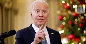 Biden warns Russia against Ukraine ‘red lines’