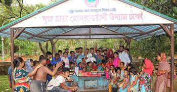 অসহায়দের খুঁজে খুঁজে সহযোগিতা করছে ‘বাইকারস ফর বাইকারস’