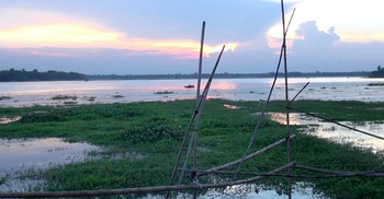 মাছ ধরতে গিয়ে বিলে মিললো বস্তাভর্তি মানুষের কঙ্কাল