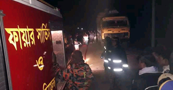 ট্রাকচাপায় প্রাণ গেল ৩ মোটরসাইকেল আরোহীর