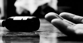 জুয়ার ৭ লাখ টাকা পরিশোধ করতে না পারায় যুবকের আত্মহত্যা