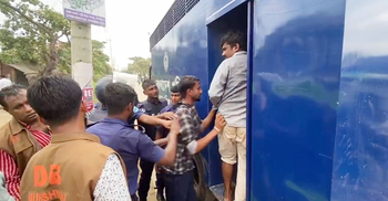 পুলিশ-শ্রমিকলীগ নেতার মামলায় বিএনপির ১৩৬৫ জনকে আসামি