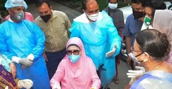 No scope for Khaleda's treatment abroad as per law: home minister