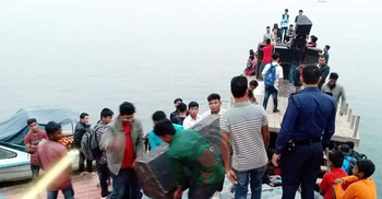 নৌযানের ছাদে পর্যটক নিষিদ্ধ, বন্ধ থাকবে সাউন্ডবক্স-মাইক